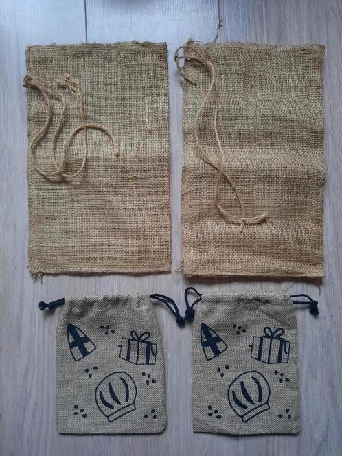 Kleine Jute Zakjes Sinterklaas Zakken Klein formaat, Diversen, Sinterklaas, Nieuw, Ophalen of Verzenden