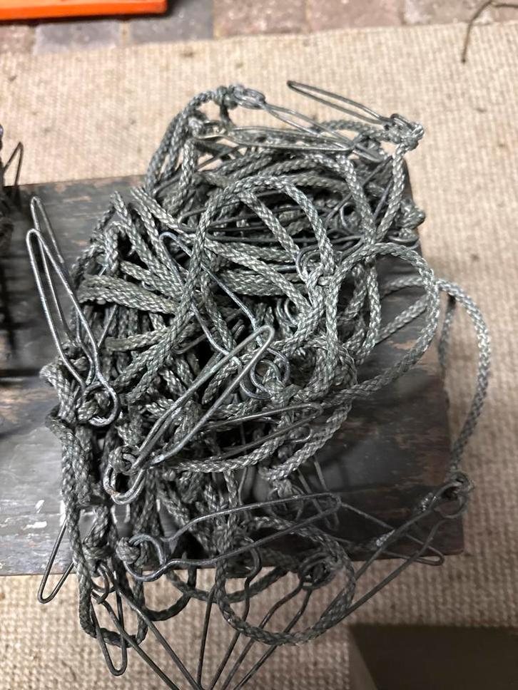 Koppelkoorden voor KL camouflagenetten (2 stuks), Verzamelen, Militaria | Algemeen, Overige soorten, Overige typen, Overige gebieden