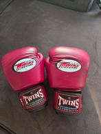 Twins Kickboks handschoenen BGVL 3 - 16 oz, Ophalen, Zo goed als nieuw, Bokshandschoenen