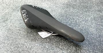 nieuw Fizik Arione R3 Regular fietszadel beschikbaar voor biedingen