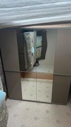 Kledingkast taupe kleur met spiegels, Huis en Inrichting, Kasten | Kledingkasten, Ophalen, 200 cm of meer, Zo goed als nieuw, 200 cm of meer