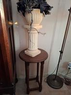 Rond tafeltje mer zuil en pot, Huis en Inrichting, Woonaccessoires | Zuilen en Pilaren, Ophalen