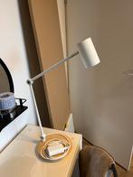 IKEA Nimane Bureaulamp met Draadloze Oplader, Huis en Inrichting, Lampen | Tafellampen, Ophalen, Zo goed als nieuw, Metaal, 50 tot 75 cm