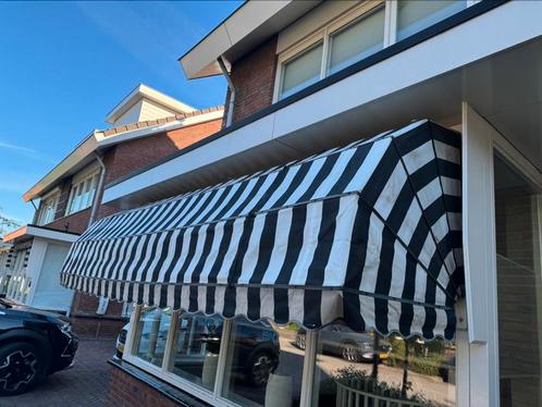 Markies 385 breed, Tuin en Terras, Zonneschermen, Zo goed als nieuw, Markies, Minder dan 150 cm, 250 cm tot 450 cm, Ophalen of Verzenden