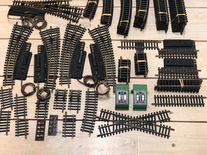 PARTIJ FLEISCHMANN RAILS en HUISJES (zie foto,s)   (308), Hobby en Vrije tijd, Modeltreinen | H0, Gebruikt, Rails, Gelijkstroom