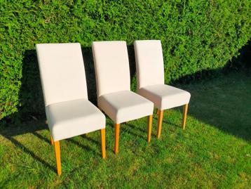 Eetkamerstoelen cremewit beschikbaar voor biedingen