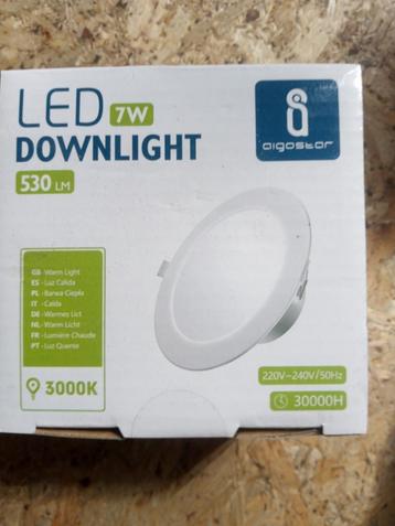 Led Downlight 7 watt (8 stuks) warm licht, inbouw 530lm!!!!! beschikbaar voor biedingen