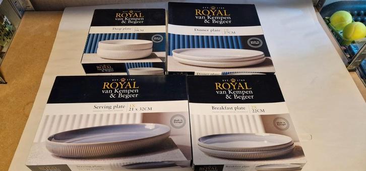 Divers ah royal van kempen en begeer servies borden kommen, Huis en Inrichting, Keuken | Servies, Nieuw, Compleet servies, Effen