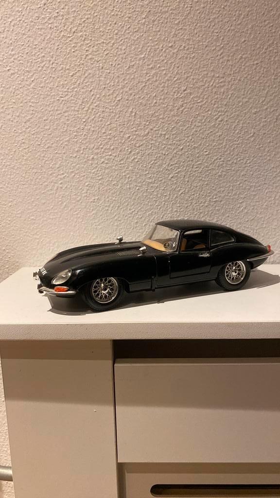Bburago, Jaguar E-type Coupé, 1961, zwart, schaal 1:18., Hobby en Vrije tijd, Modelauto's | 1:18, Gebruikt, Bburago, Ophalen of Verzenden
