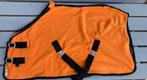 Fleecedeken oranje met singels Maat 75 - 110, Dieren en Toebehoren, Ophalen of Verzenden, Nieuw, Deken