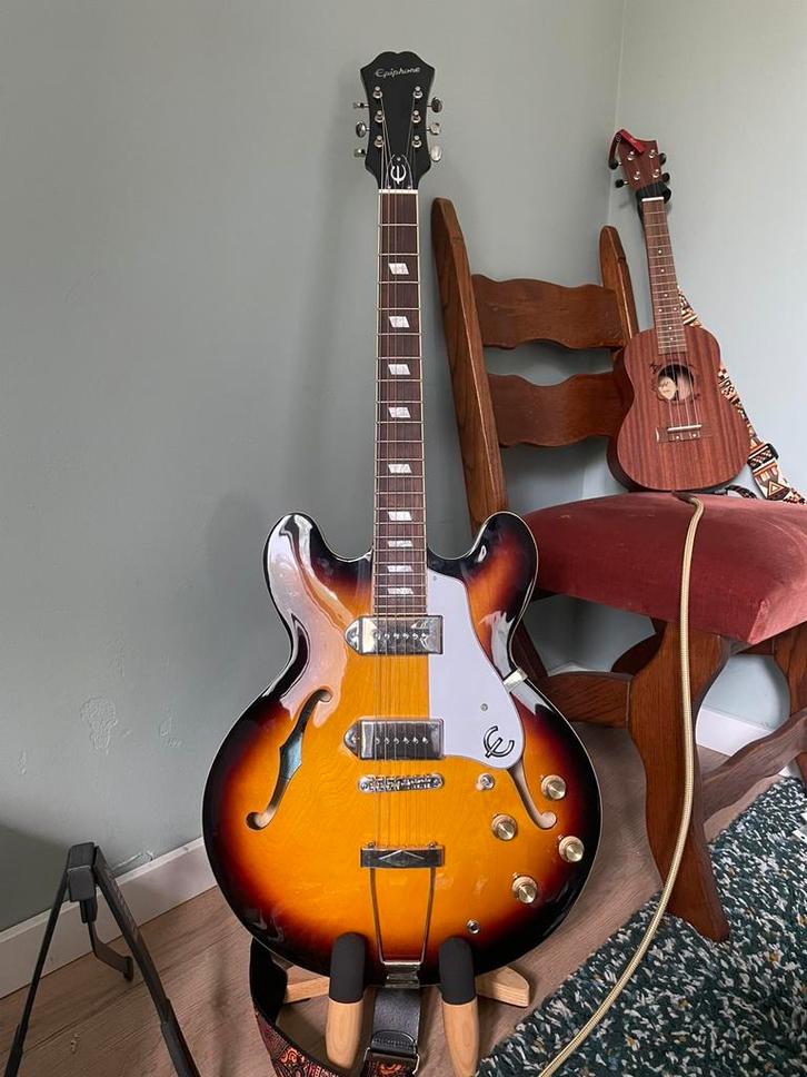 Epiphone Casino Vintage Sunburst ZGAN, Muziek en Instrumenten, Snaarinstrumenten | Gitaren | Elektrisch, Zo goed als nieuw, Hollow body