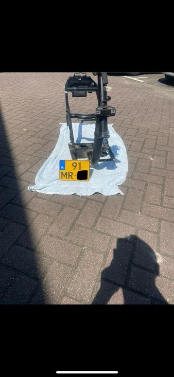 Piaggio SP98 frame met A1-kenteken beschikbaar voor biedingen