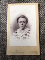 CDV, Vrouw, C. Henning, Middelburg, Carte de Visite 10, Verzamelen, Gebruikt, Foto, Voor 1940, Verzenden