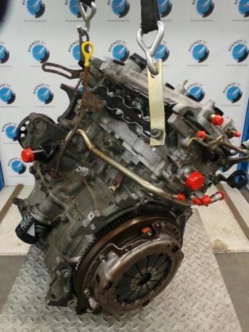 TOYOTA YARIS 1.3-16V VVT-I SOL [ENGINE] 2000 beschikbaar voor biedingen