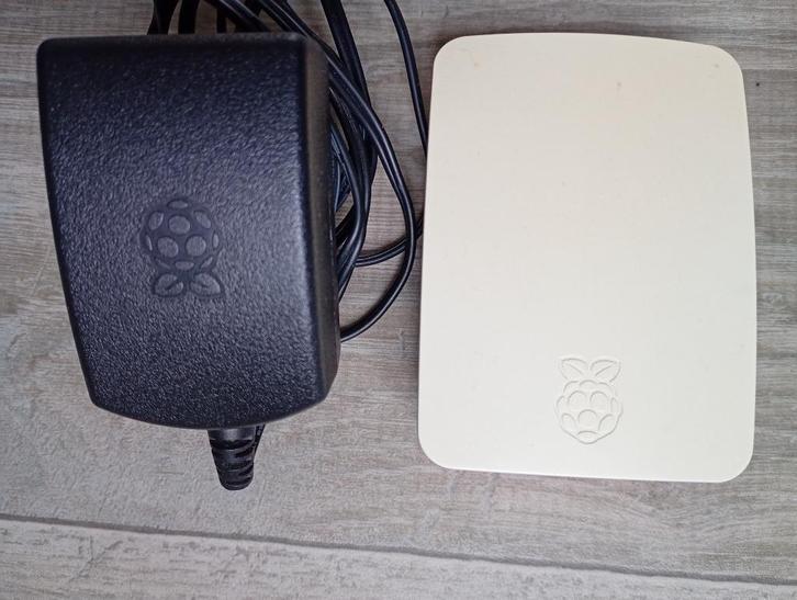 Raspberry Pi 3, Computers en Software, Desktop Pc's, Gebruikt, Minder dan 2 Ghz, Ophalen of Verzenden