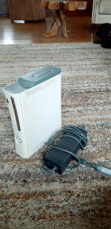 Kapotte Xbox 360 - Onderdelen of Reparatie beschikbaar voor biedingen