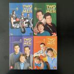 Two and a half Men  5 seizoenen op DVD, Cd's en Dvd's, Dvd's | Tv en Series, Komedie, Ophalen of Verzenden, Zo goed als nieuw