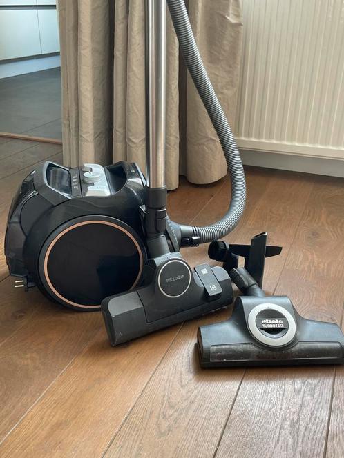 Miele Boost CX1 met reservoir Cat & Dog Stofzuiger zgan, Witgoed en Apparatuur, Stofzuigers, Zo goed als nieuw, Stofzuiger, Minder dan 1200 watt