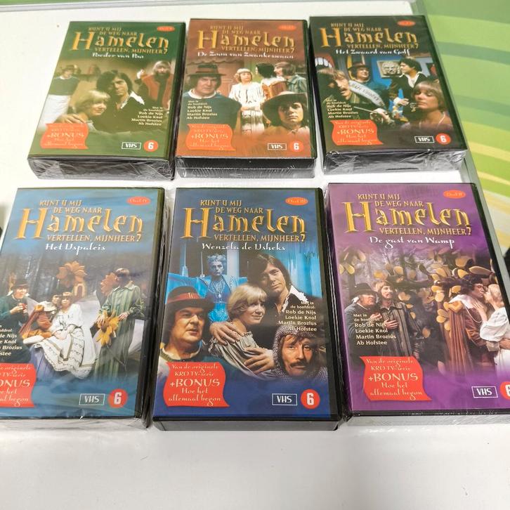 VHS banden van Hamelen 6 stuks Nieuw, Cd's en Dvd's, VHS | Film, Nieuw in verpakking, Nederlandstalig, Vanaf 6 jaar, Ophalen