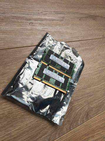 Gratis 2x Samsung sodimm 1GB PC2-5300 beschikbaar voor biedingen