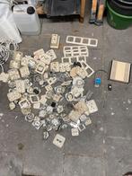 Partij Schakelmateriaal + Deurbel, Doe-het-zelf en Verbouw, Elektra en Kabels, Ophalen, Gebruikt, Schakelaar
