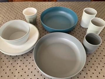 Excellent houseware kunststof servies beschikbaar voor biedingen
