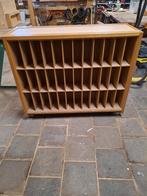 Kast op wielen, Ophalen