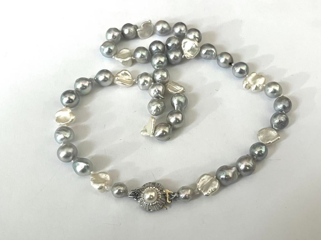 Vintage Akoya en zuidzee parels goud, Wit, Ophalen of Verzenden, Zo goed als nieuw, Met edelsteen