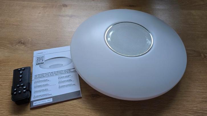 Bluetooth Plafondlamp met Speaker, Huis en Inrichting, Lampen | Plafondlampen, Nieuw, Kunststof, Metaal, Ophalen of Verzenden
