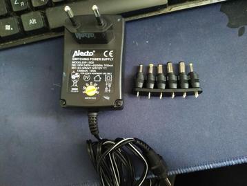 UNIVERSELE ECO NETADAPTER 1500 MA beschikbaar voor biedingen