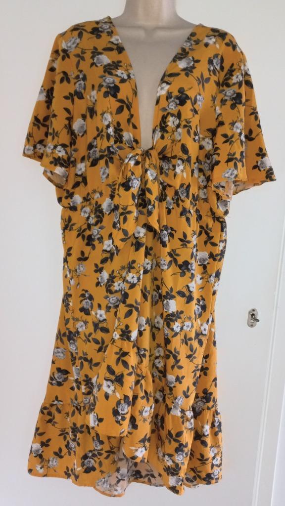 Shein Curve jurk maat 4XL (48/50), Kleding | Dames, Grote Maten, Zo goed als nieuw, Jurk, Geel, Ophalen of Verzenden