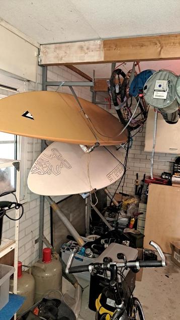 Zeer handig surfplanken rek. Surfplank opbergrek frame.  beschikbaar voor biedingen