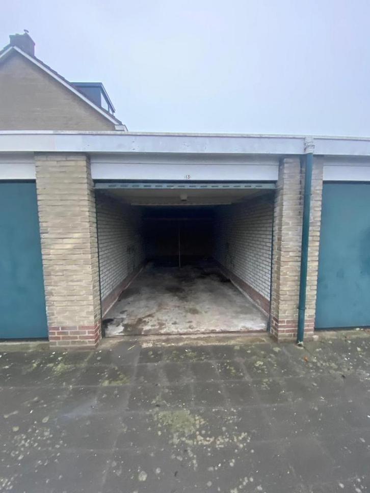 Te koop garagebox Vlaardingen, Auto diversen, Autostallingen en Garages