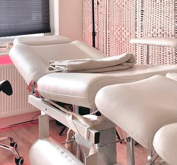 Super nette professionele salonstoel beschikbaar voor biedingen