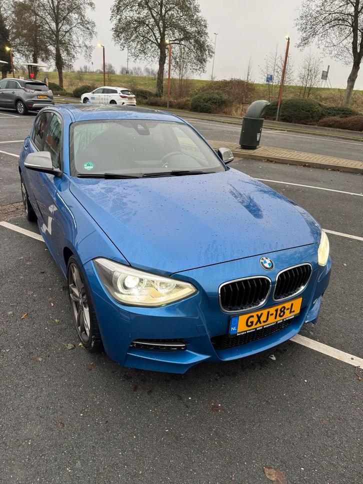 BMW 1-Serie 3.0 M130i 5DR Xdrive AUT 2012 Blauw, Auto's, BMW, Particulier, 1-Serie, Benzine, Hatchback, Automaat, Geïmporteerd