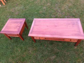 Salon- en bijzettafeltje set beschikbaar voor biedingen