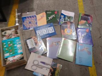 Bundel postzegels  beschikbaar voor biedingen