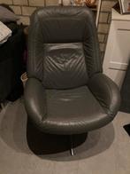 Lekkere stoel verstelbaar ligstand grijs leer, Huis en Inrichting, Fauteuils, Gebruikt, Minder dan 75 cm, Leer, Ophalen of Verzenden