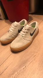 Nike schoenen 45, Kleding | Heren, Ophalen of Verzenden, Zo goed als nieuw