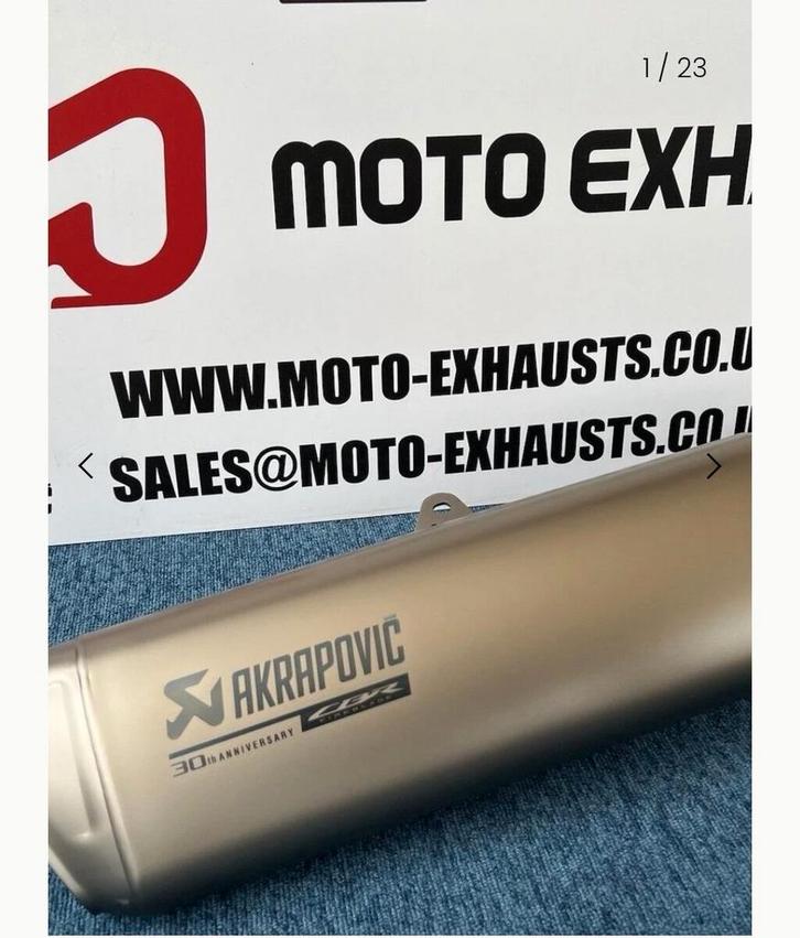 CBR1000RR-R SP Akrapovic 30th Anniversary Uitlaat, Motoren, Onderdelen | Honda, Gebruikt, Ophalen of Verzenden