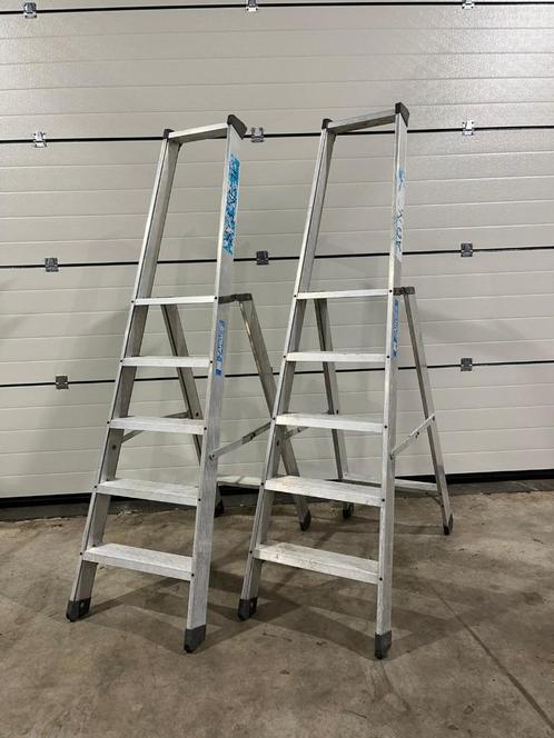 Zarges Z500 uitzettrap/trap met platform enkelzijdig 5-treed, Doe-het-zelf en Verbouw, Ladders en Trappen, Gebruikt, Trap, 2 tot 4 meter