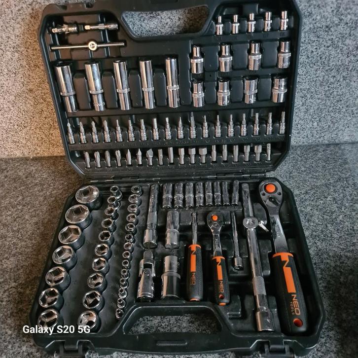 Neo Tools Gereedschapskoffer 110-delig, Doe-het-zelf en Verbouw, Gereedschap | Handgereedschap, Gebruikt, Ophalen of Verzenden