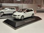 Mercedes B-Klasse W246 2011-2018 wit - zilver 1/43 Norev, Hobby en Vrije tijd, Modelauto's | 1:43, Ophalen of Verzenden, Zo goed als nieuw