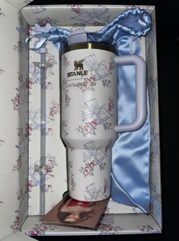 Stanley x LoveShackFancy beker gift box beschikbaar voor biedingen