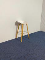 8 x Barkruk HAY About A Stool 'AAS' 32 - wit - eiken frame, Huis en Inrichting, Barkrukken, Met voetsteun, 60 tot 90 cm, Ophalen
