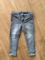 Stoere Vingino skinny jeans voor jongens, grijs, maat 98, Broek, Ophalen of Verzenden, Zo goed als nieuw, Vingino