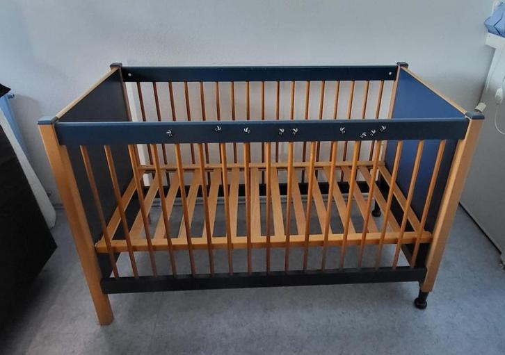 Ledikant, commode, wandplank, Kinderen en Baby's, Kinderkamer | Inrichting en Decoratie, Gebruikt, Overige typen, Ophalen