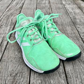 Adidas Youngstar hockeyschoenen junior, 36 2/3 beschikbaar voor biedingen