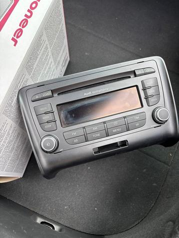 Originele audi tt mk2 radio. Perfect werkend. beschikbaar voor biedingen