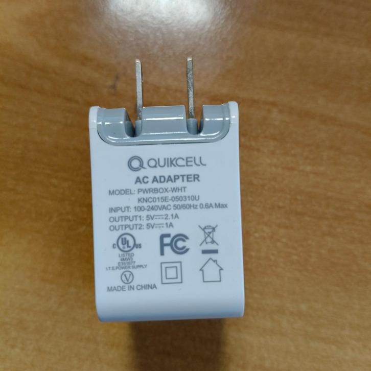 Quikcell 3.1A Dual Power-wandlader voor Apple en Android, Telecommunicatie, Mobiele telefoons | Telefoon-opladers, Zo goed als nieuw